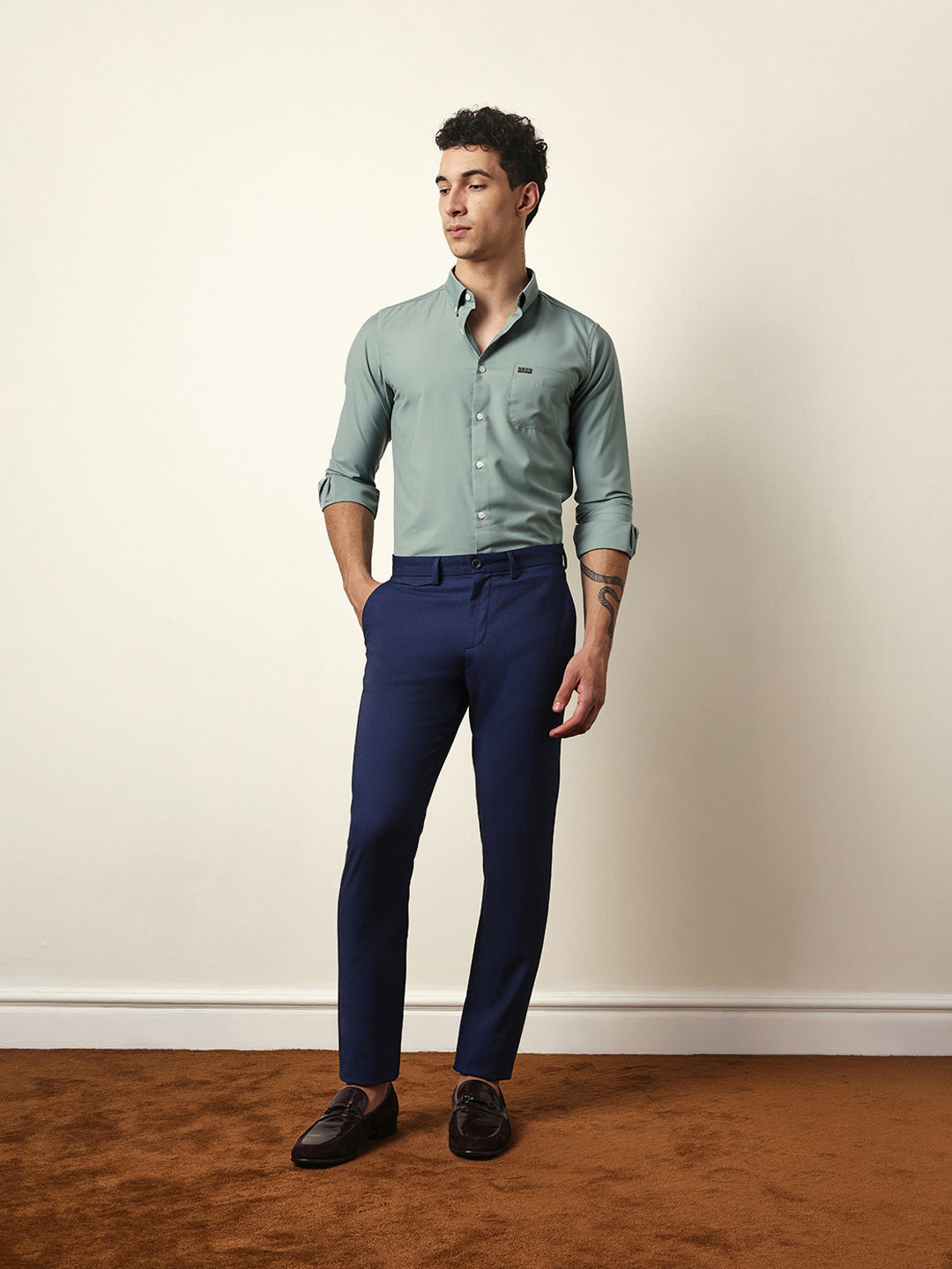 Light Green Solid Slim Fit Casual Shirt with a Classic Semi-Formal Look
