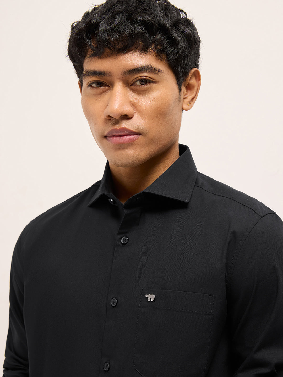 Black Solid Tailored Fit Formal Shirt