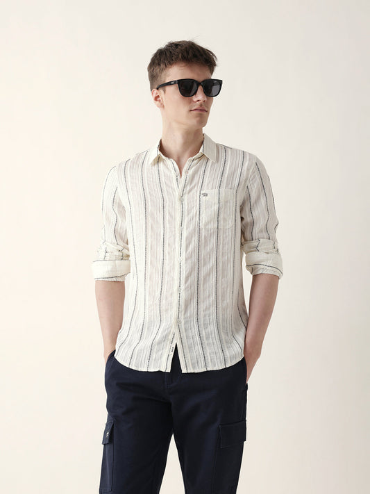 White Vertical Seersucker Pinstripe Slim Fit Casual Shirt