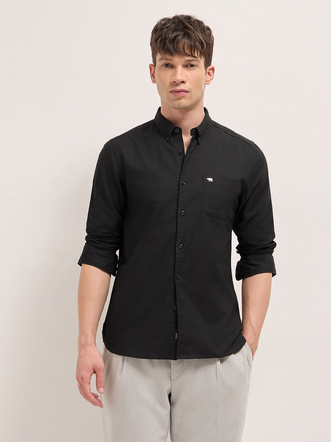 Black Solid Cotton Slim Fit Casual Shirt with Button-Down Collar