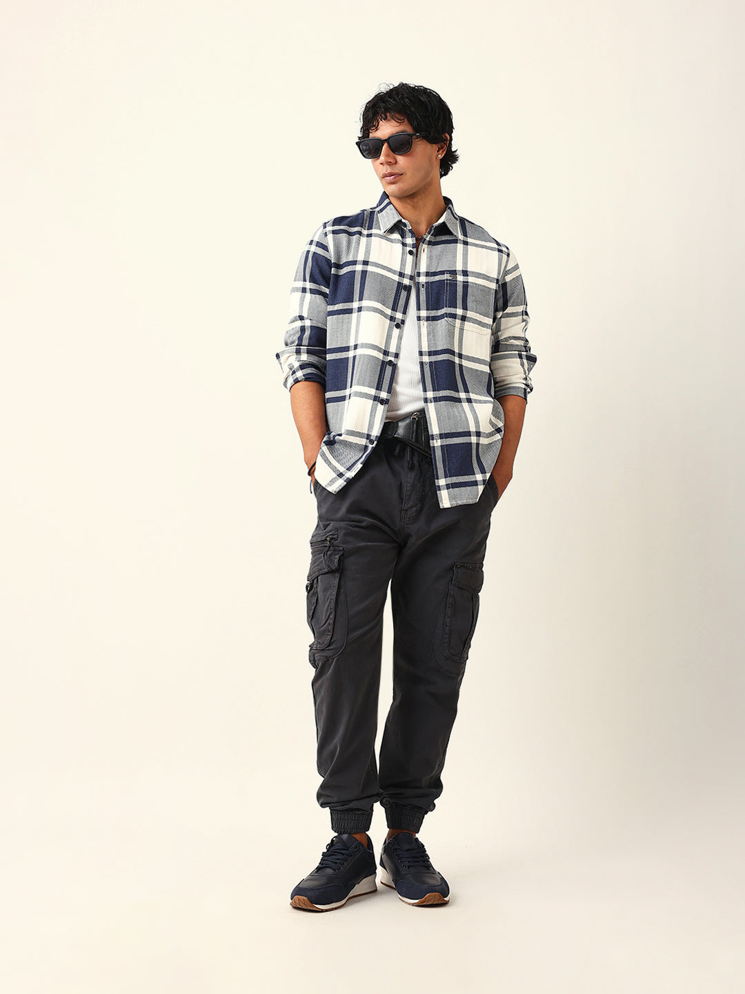 White & Blue Herringbone Flannel Checked Regular Fit Casual Shirt