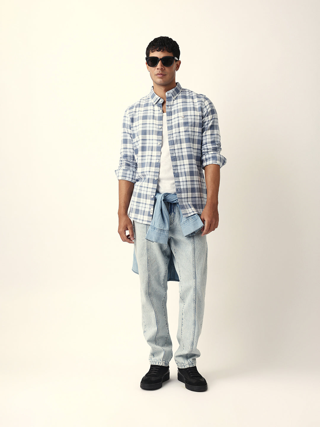 White with Blue Woven Tartan Checked Slim Fit Casual Shirt
