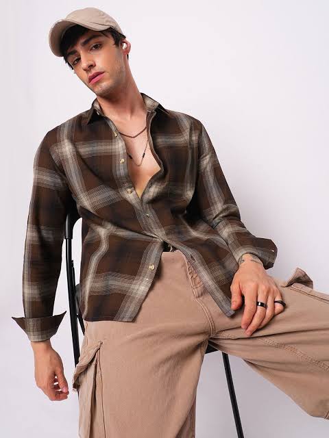 Plaid checekered shirt