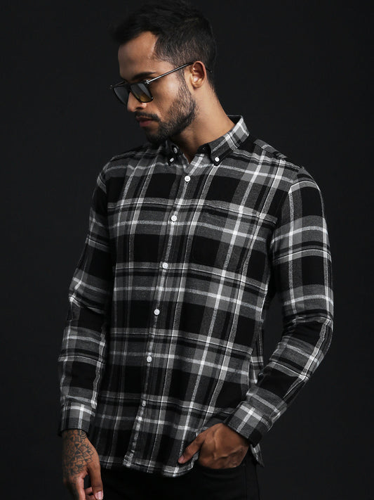 Men Black & Grey Checks Slim Fit Shirt
