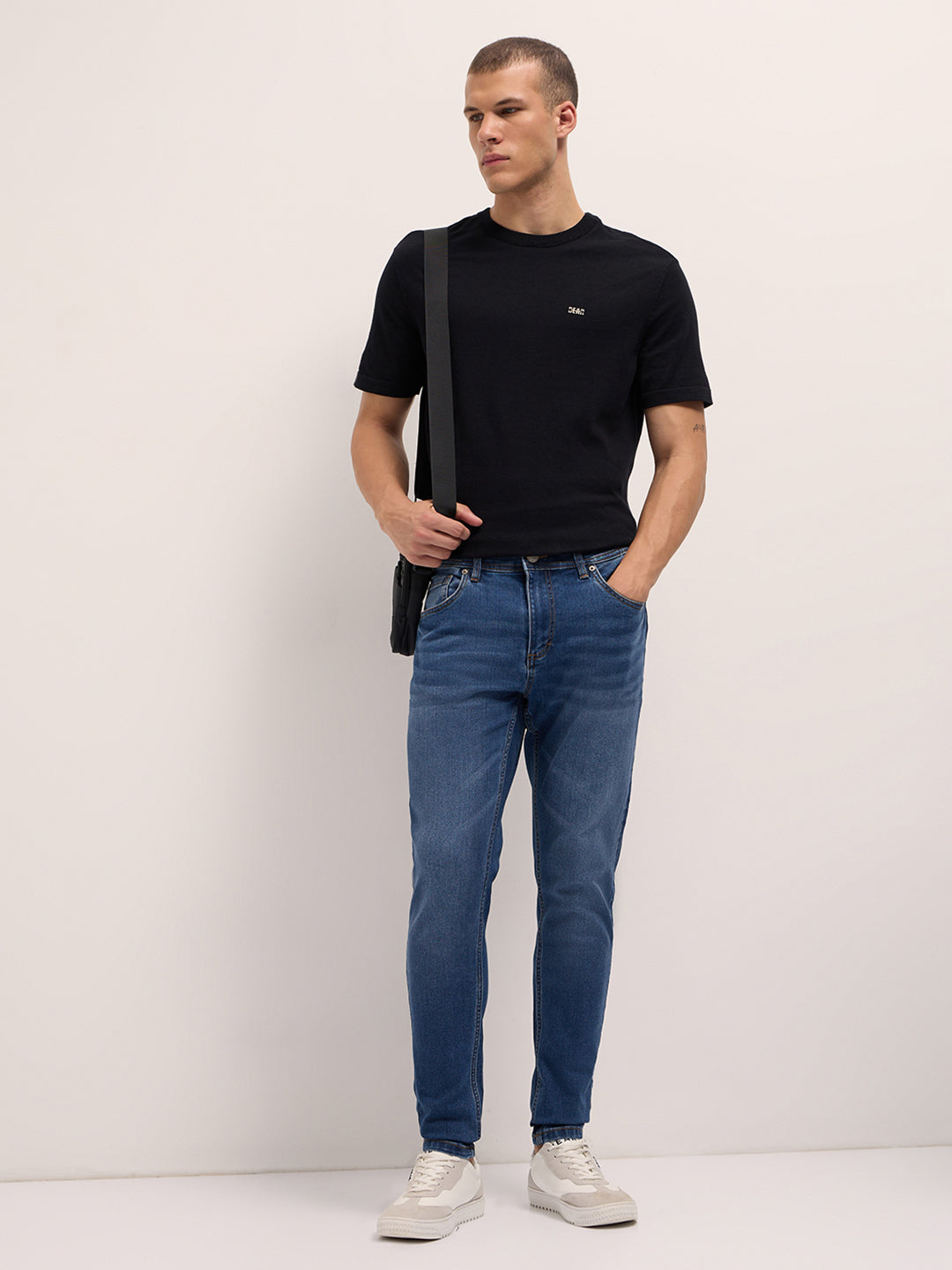 Mid Blue Mid-Rise Skinny Fit Jeans with Light Fade