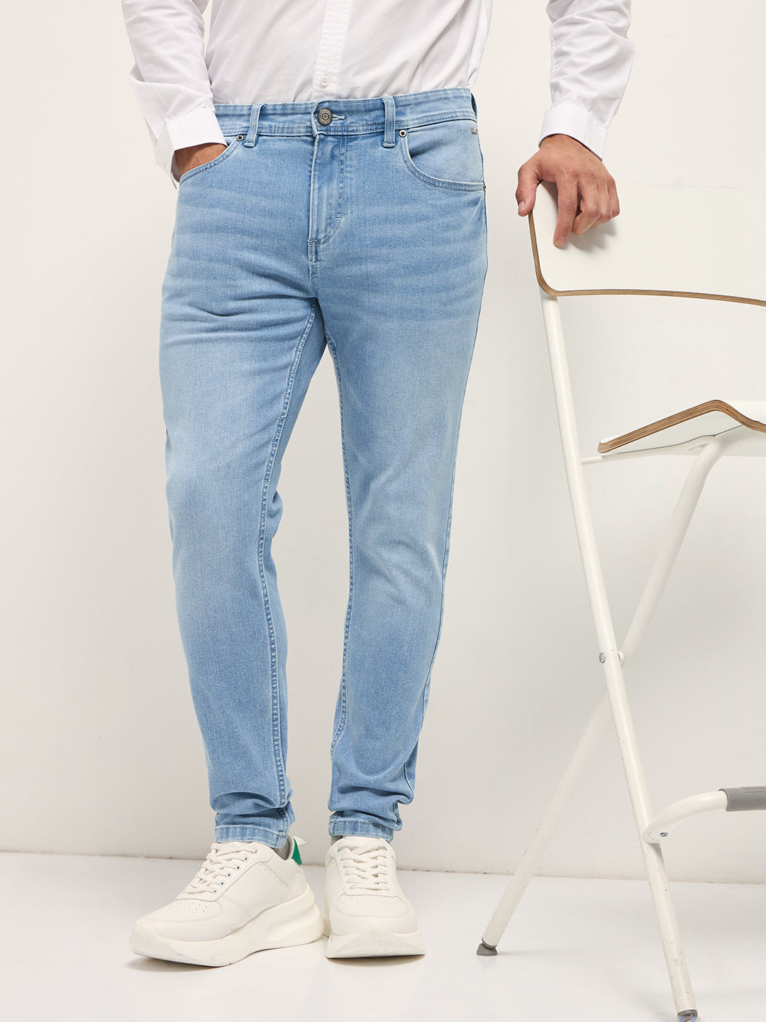 Light Blue Mid-Rise Skinny Fit Jeans with Light Fade