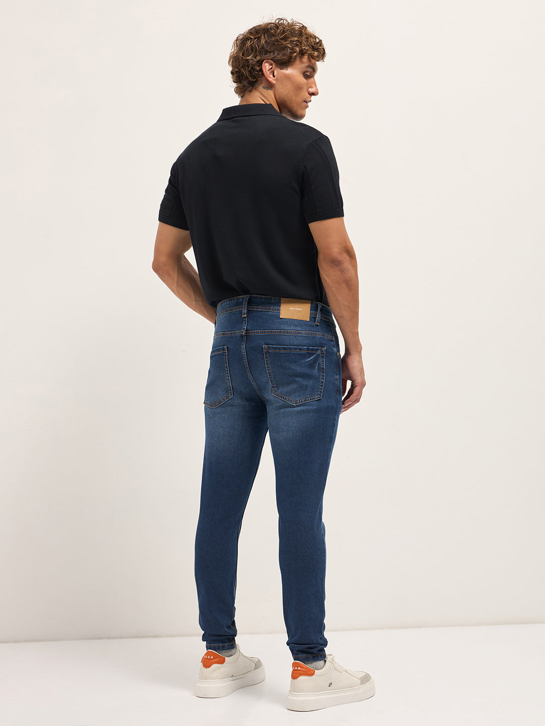 Dark Blue Mid-Rise Skinny Fit Jeans with Mid Fade