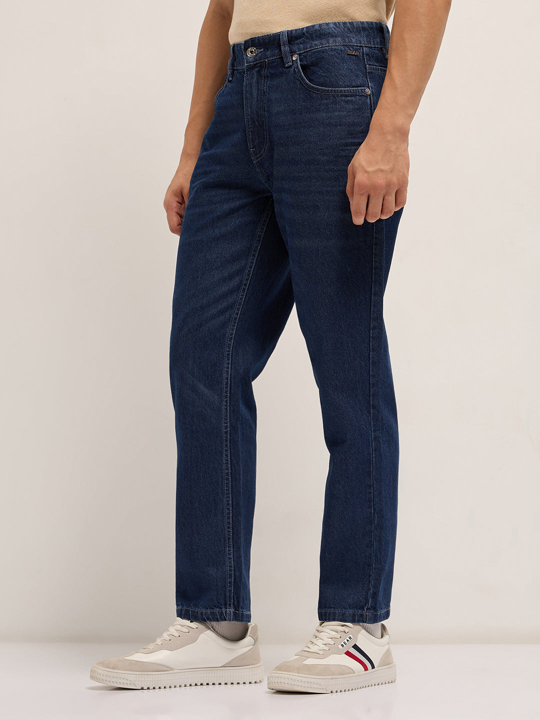 Mid Blue Solid Mid-Rise Straight Fit Jeans