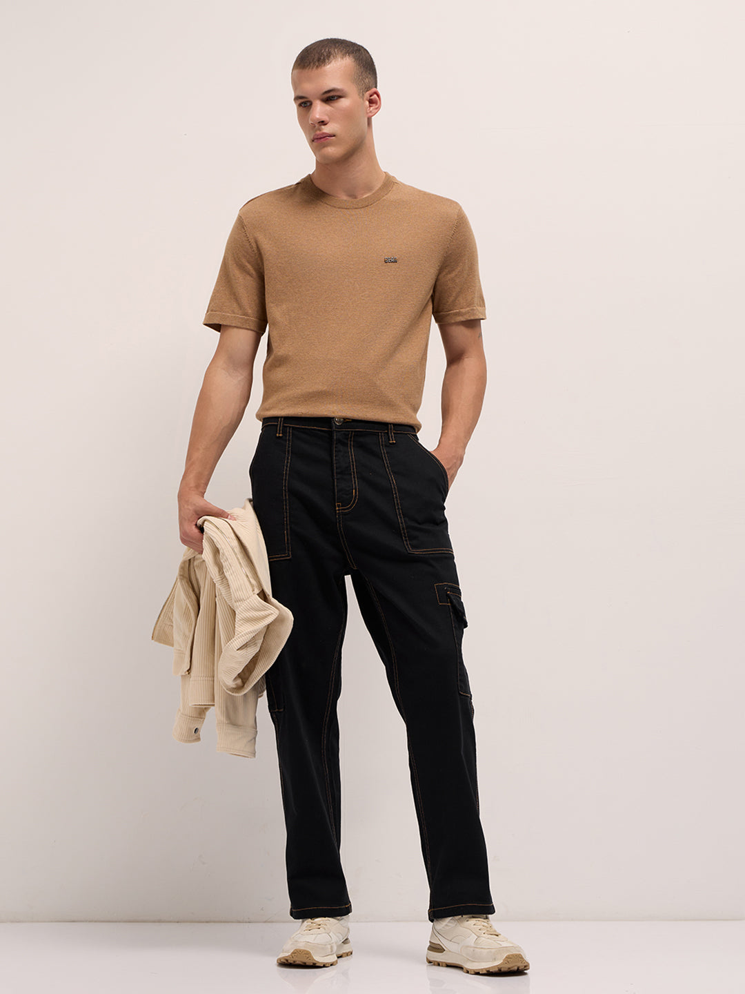 Black Mid-Rise Baggy Fit Cargo Jeans
