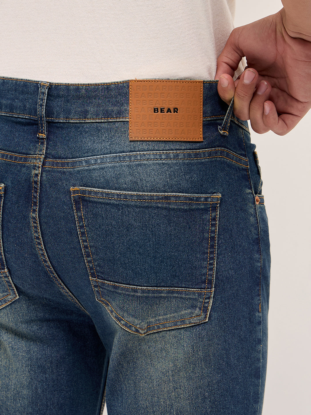 Blue Mid-Rise Skinny Fit Jeans with Mid Fade
