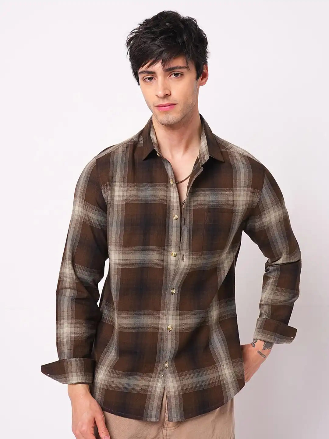 Plaid checekered shirt