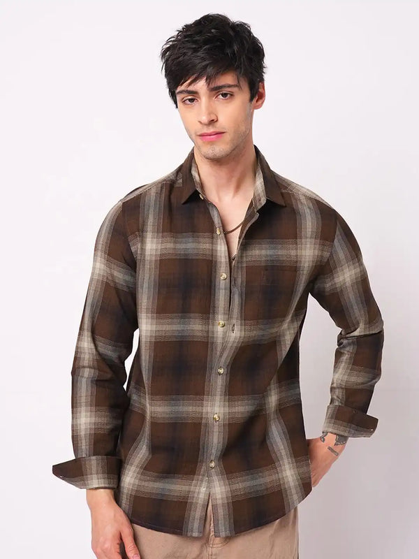 Plaid checekered shirt