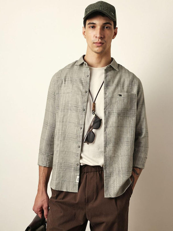 Men slim checkered shirt