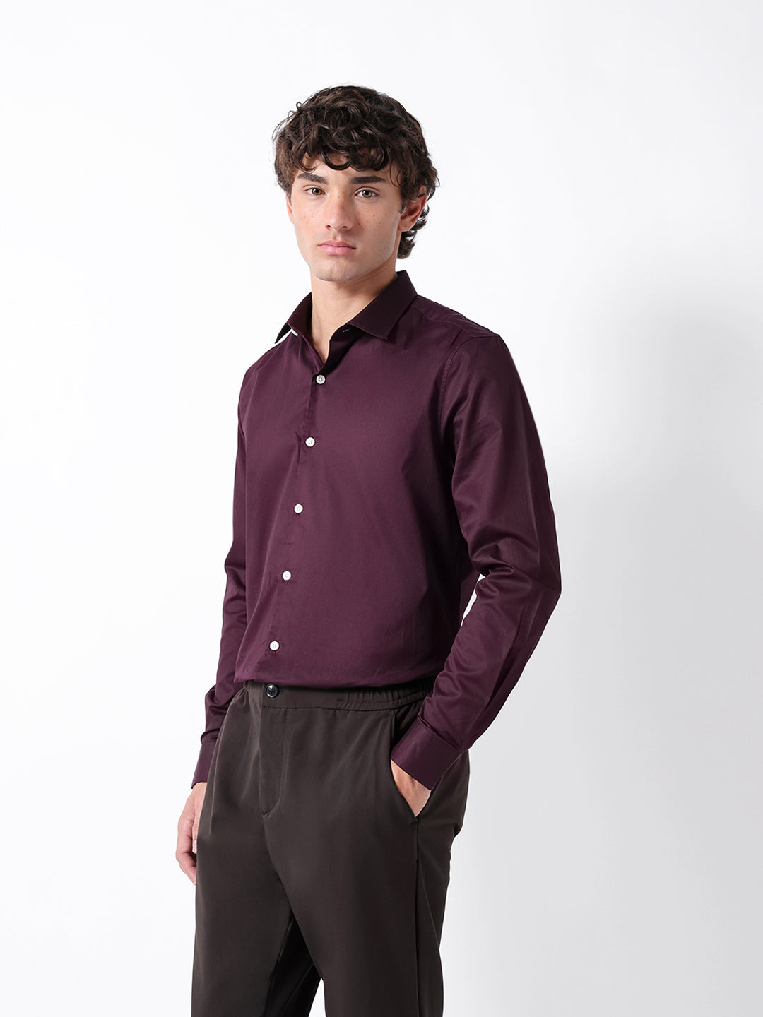 Maroon Solid Tailored Fit Formal Shirt