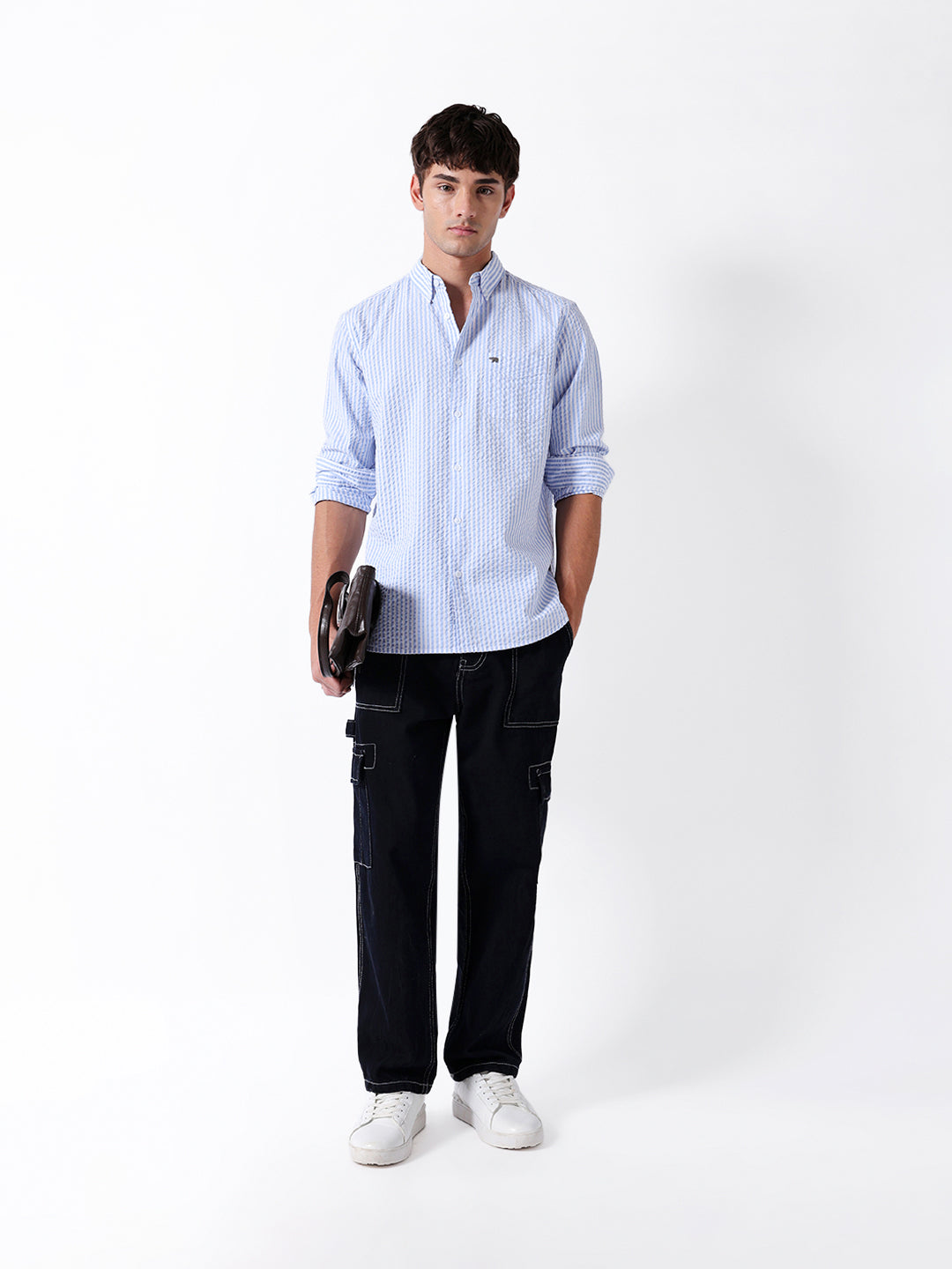Blue & White Vertical Crinkled Pinstripe Slim Fit Casual Shirt