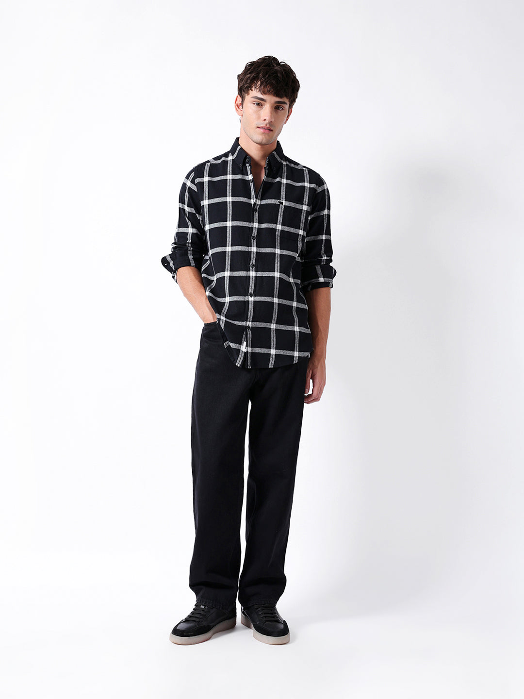 Black & White Flannel Checked Slim Fit Casual Shirt