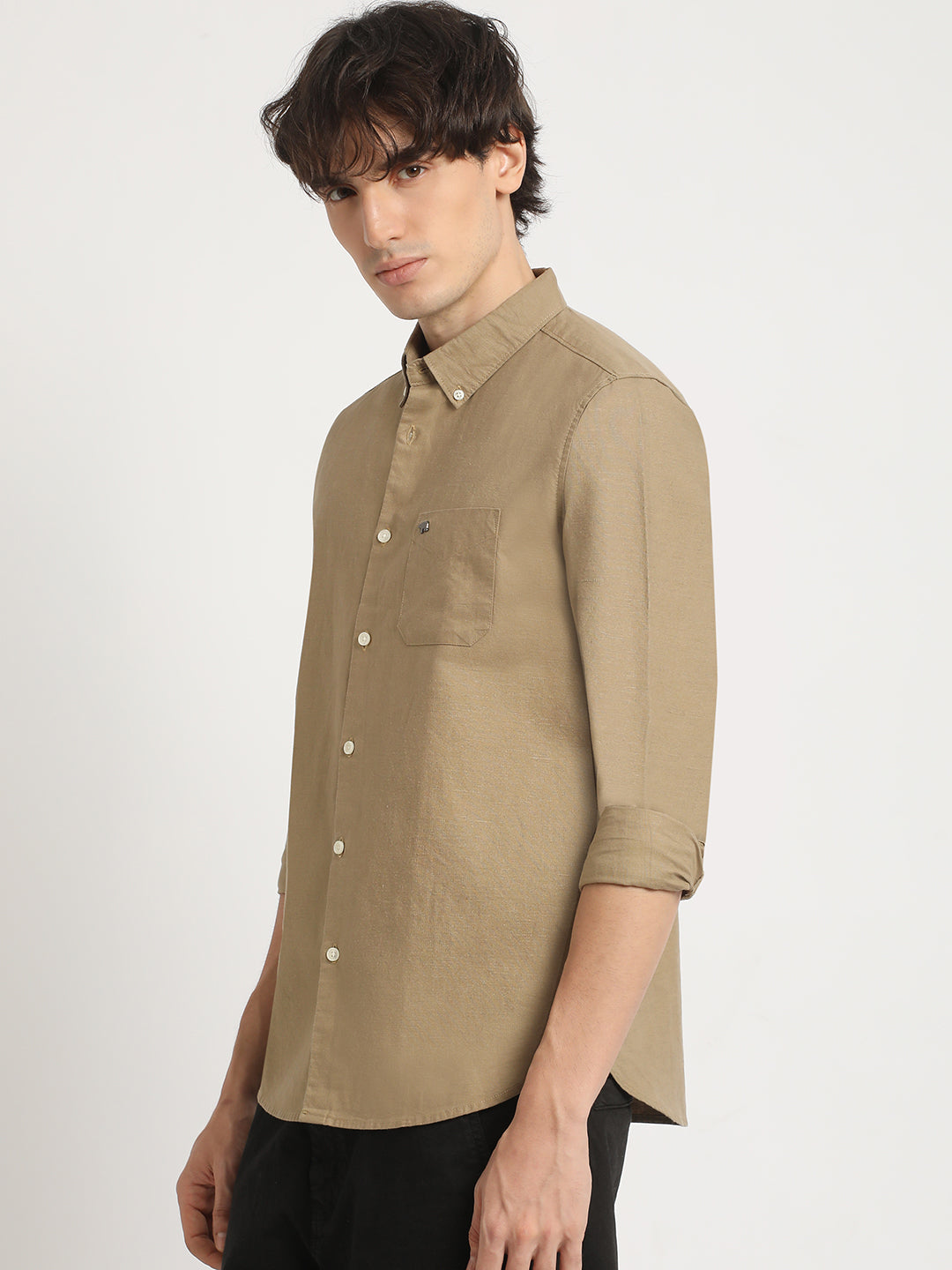 Men Beige Solid Slim Fit Cotton Casual Shirt