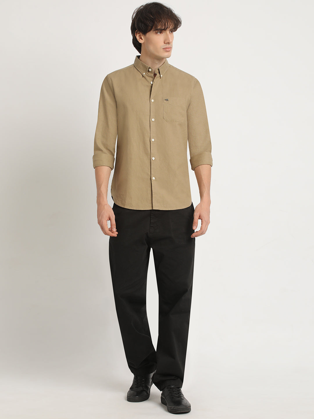 Men Beige Solid Slim Fit Cotton Casual Shirt