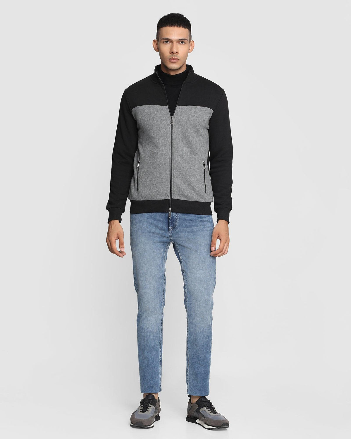 Stylized Collar Black Solid Sweatshirt - Drip
