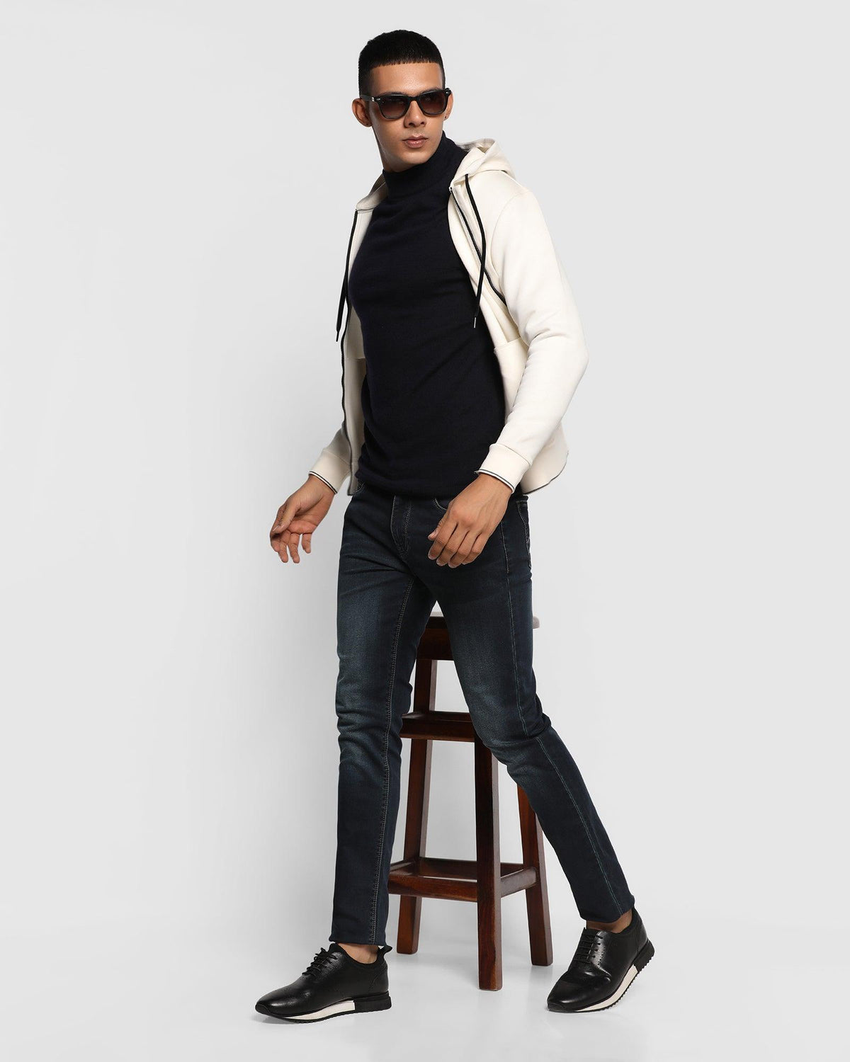 Hoodie Off White Solid Sweatshirt - Morgan
