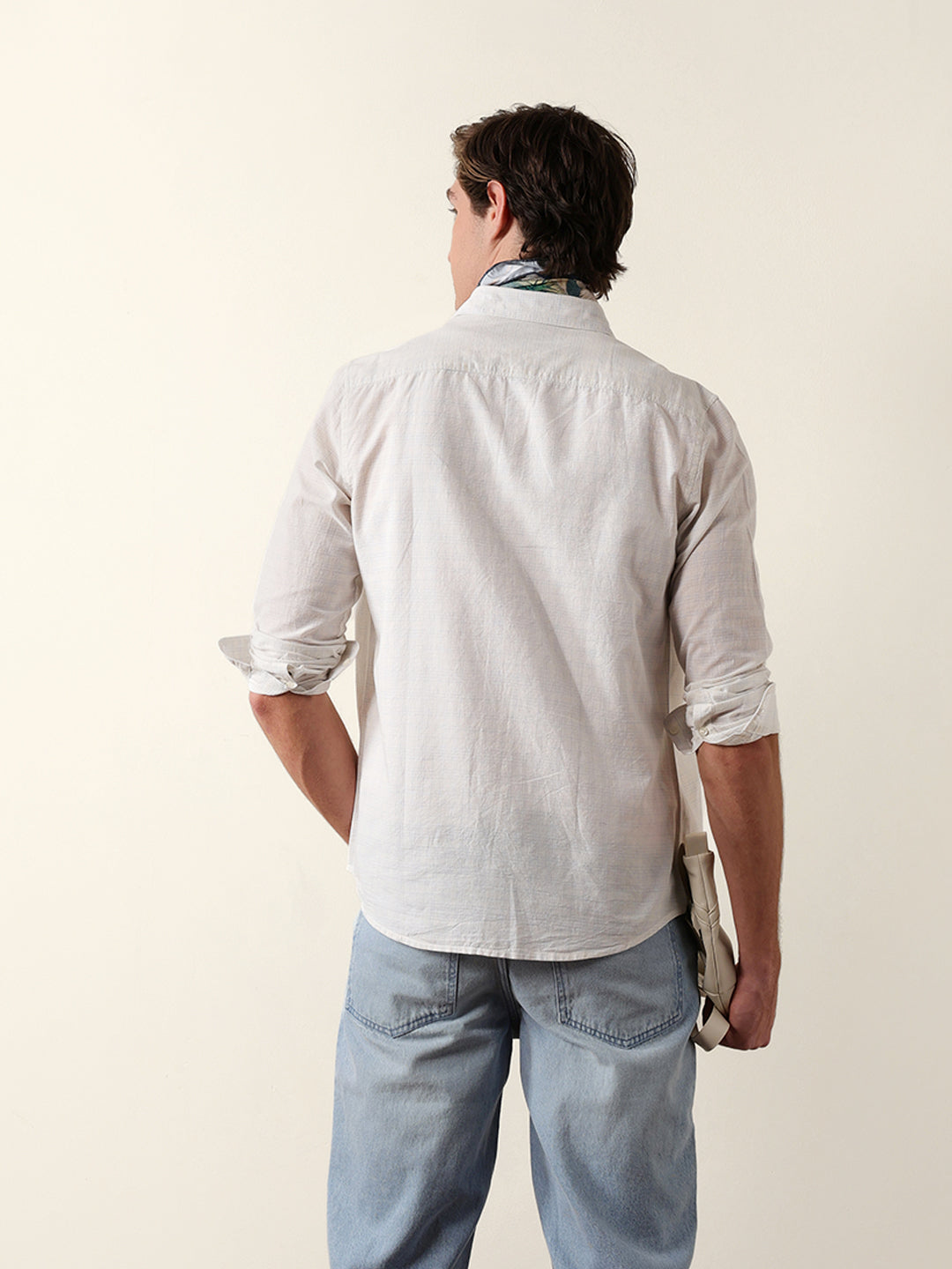 Blue & Off-White Woven Micro-Checked Slim-Fit Casual Shirt
