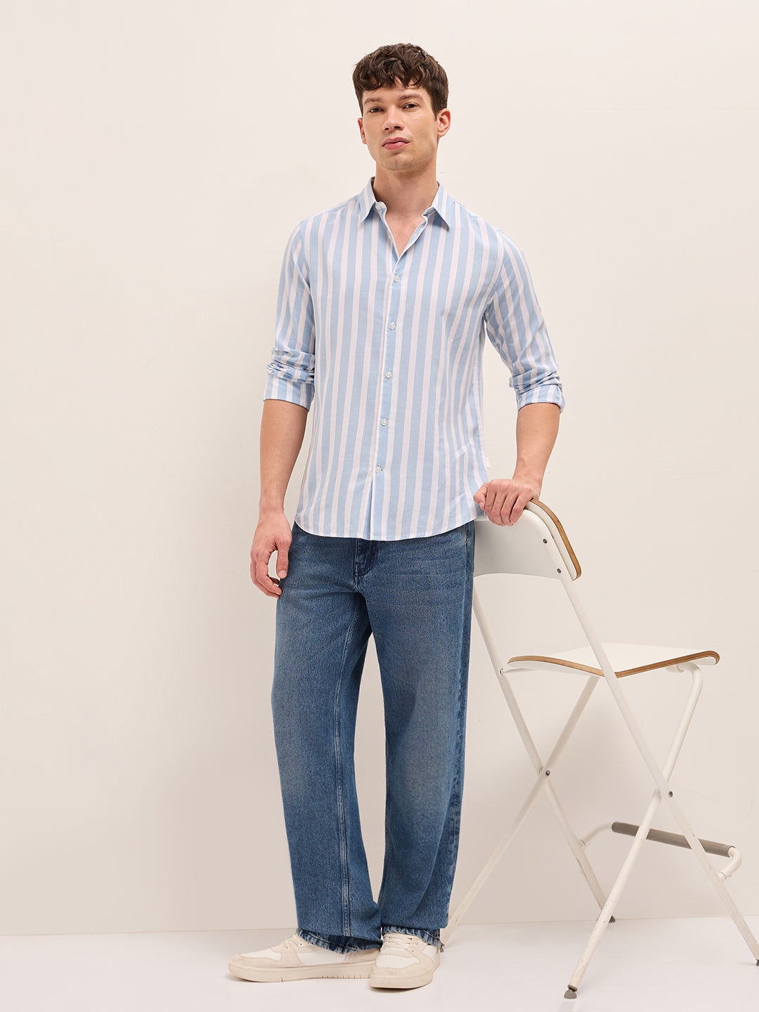 Blue & White Vertical Stripes Slim Fit Casual Shirt