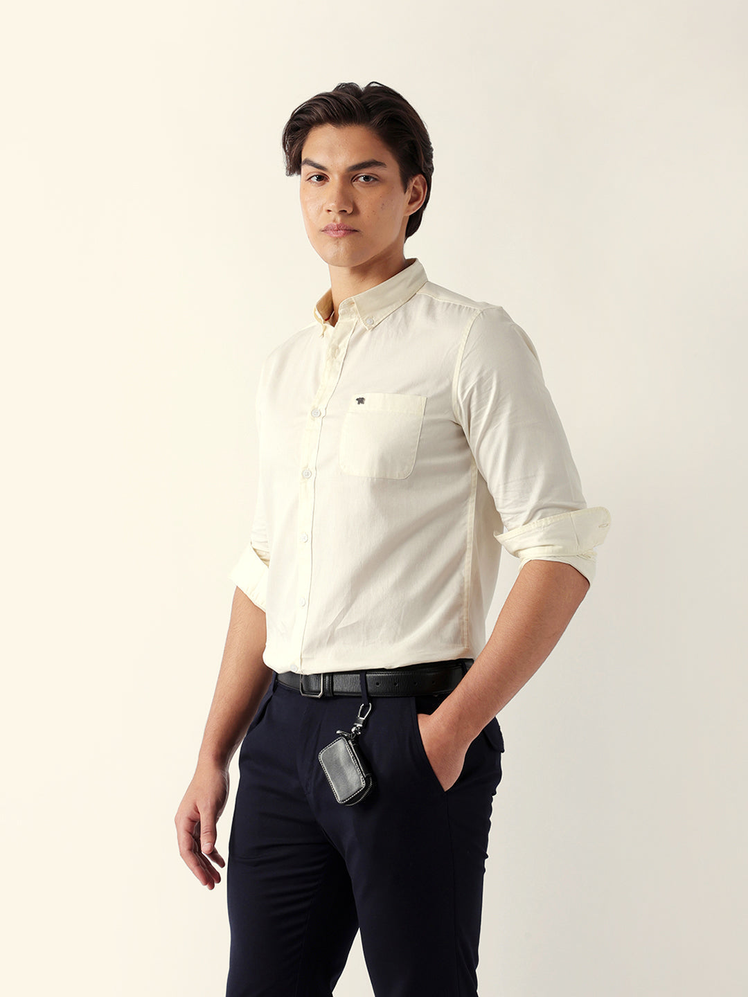 Cream Solid Slim Fit Cotton Casual Shirt