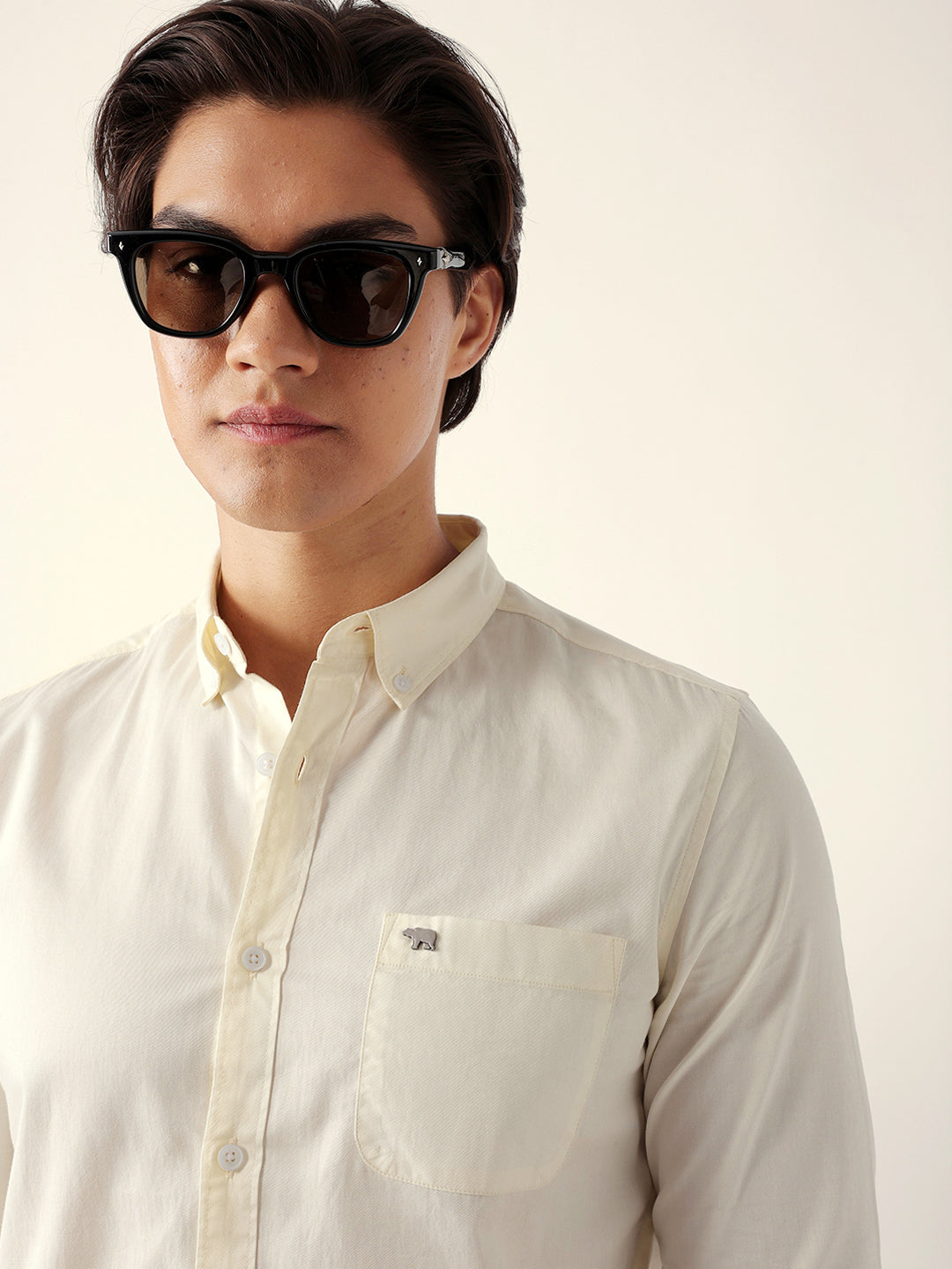 Cream Solid Slim Fit Cotton Casual Shirt