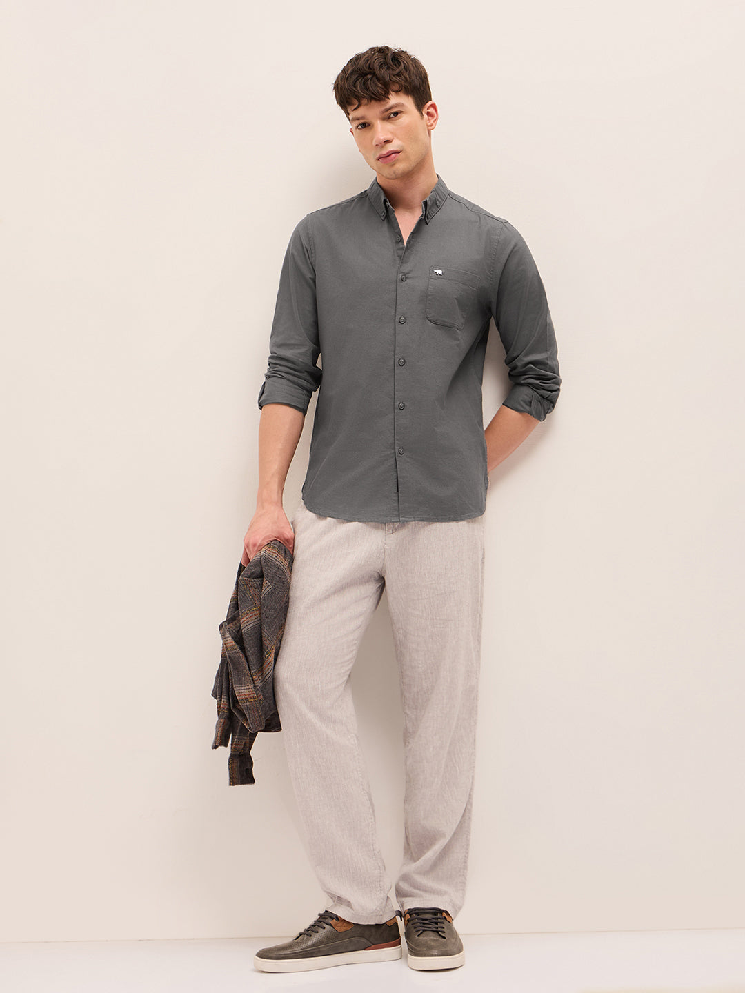 Grey Solid Cotton Slim Fit Casual Shirt with Button-Down Collar