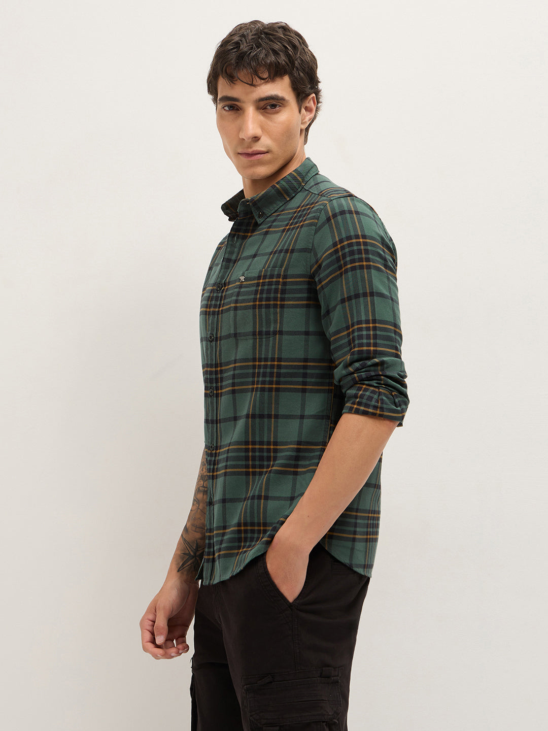 Green Checked Slim Fit Casual Shirt with Button-Down Collar