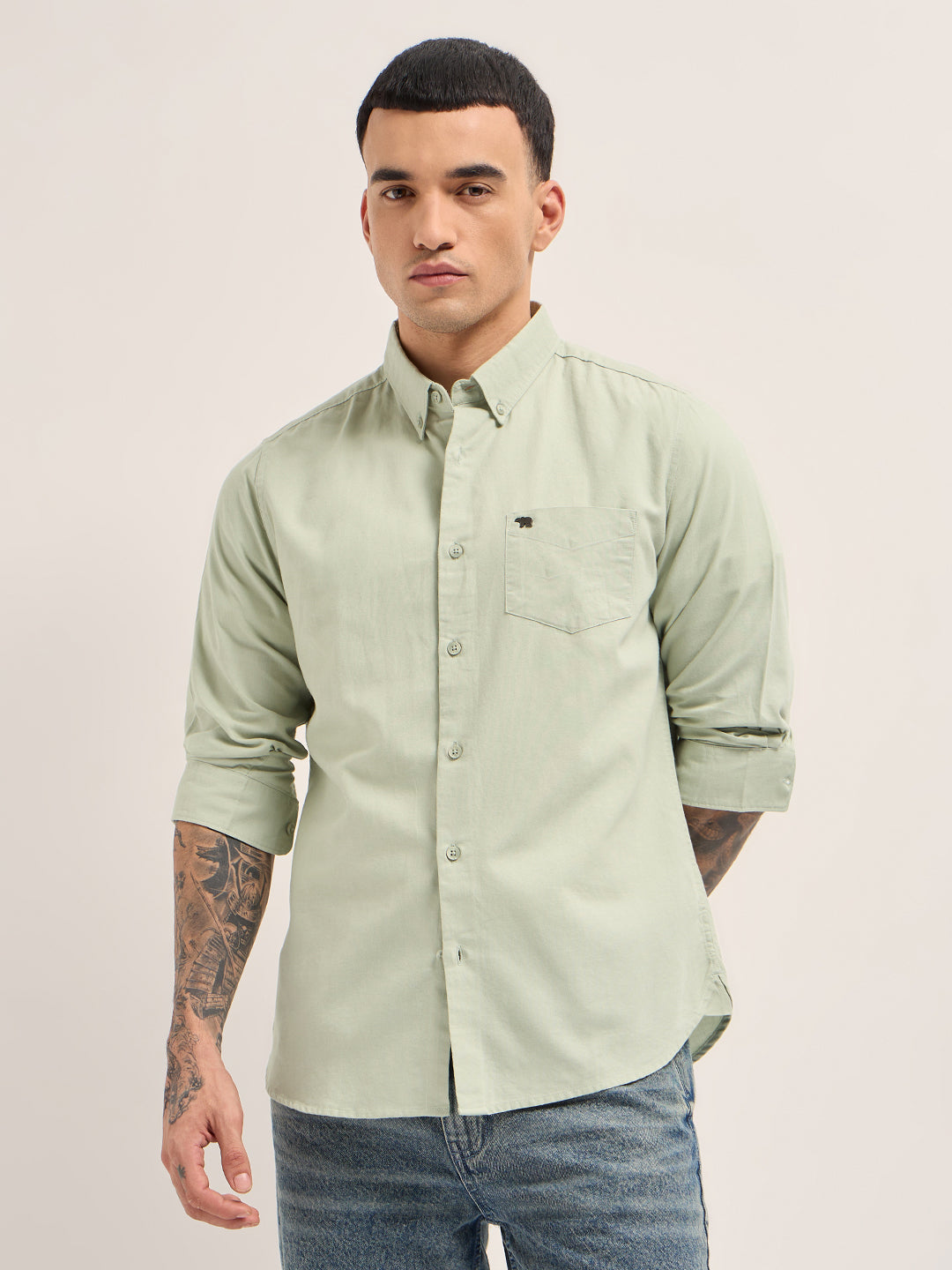 Light Green Solid Slim Fit Casual Shirt with Button-Down Collar