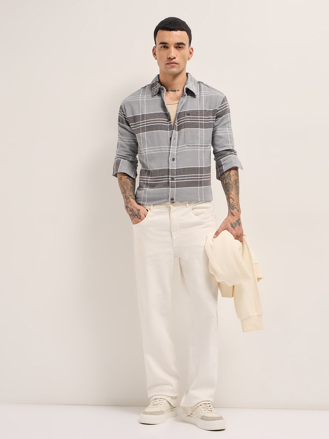 Grey Woven Checkered Relaxed Fit Casual Shirt