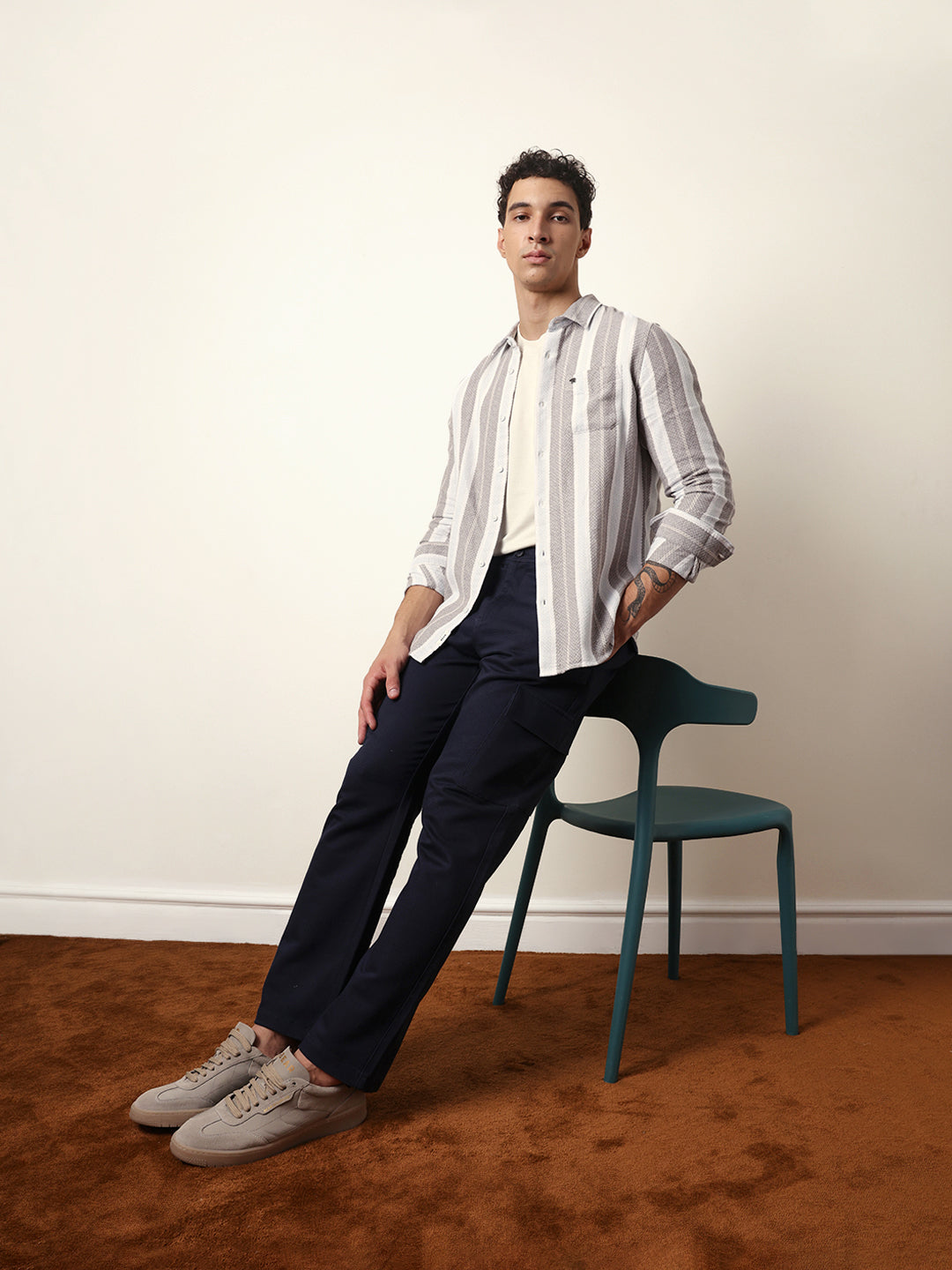 Multicolor Vertical Striped Slim Fit Casual Shirt with Woven-Effect Design