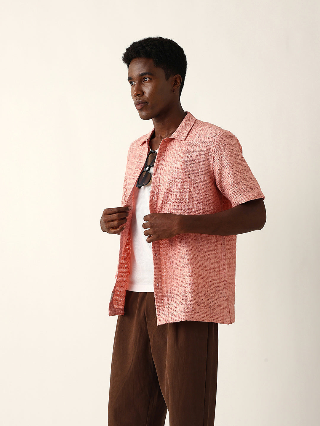 Peach Textured Geometric Relaxed Fit Casual Half Sleeve Shirt