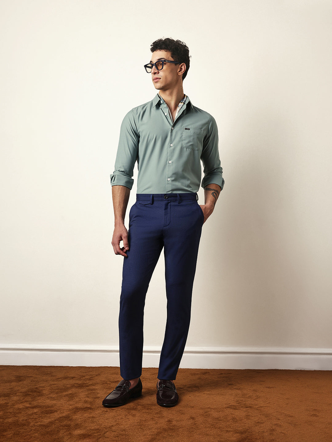 Light Green Solid Slim Fit Casual Shirt with a Classic Semi-Formal Look
