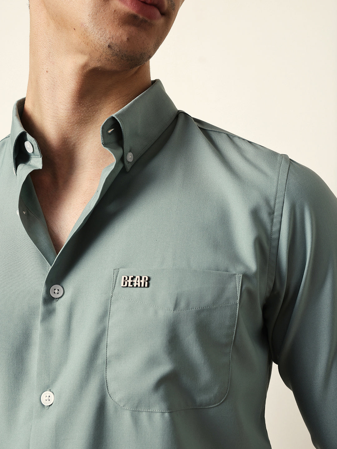 Light Green Solid Slim Fit Casual Shirt with a Classic Semi-Formal Look