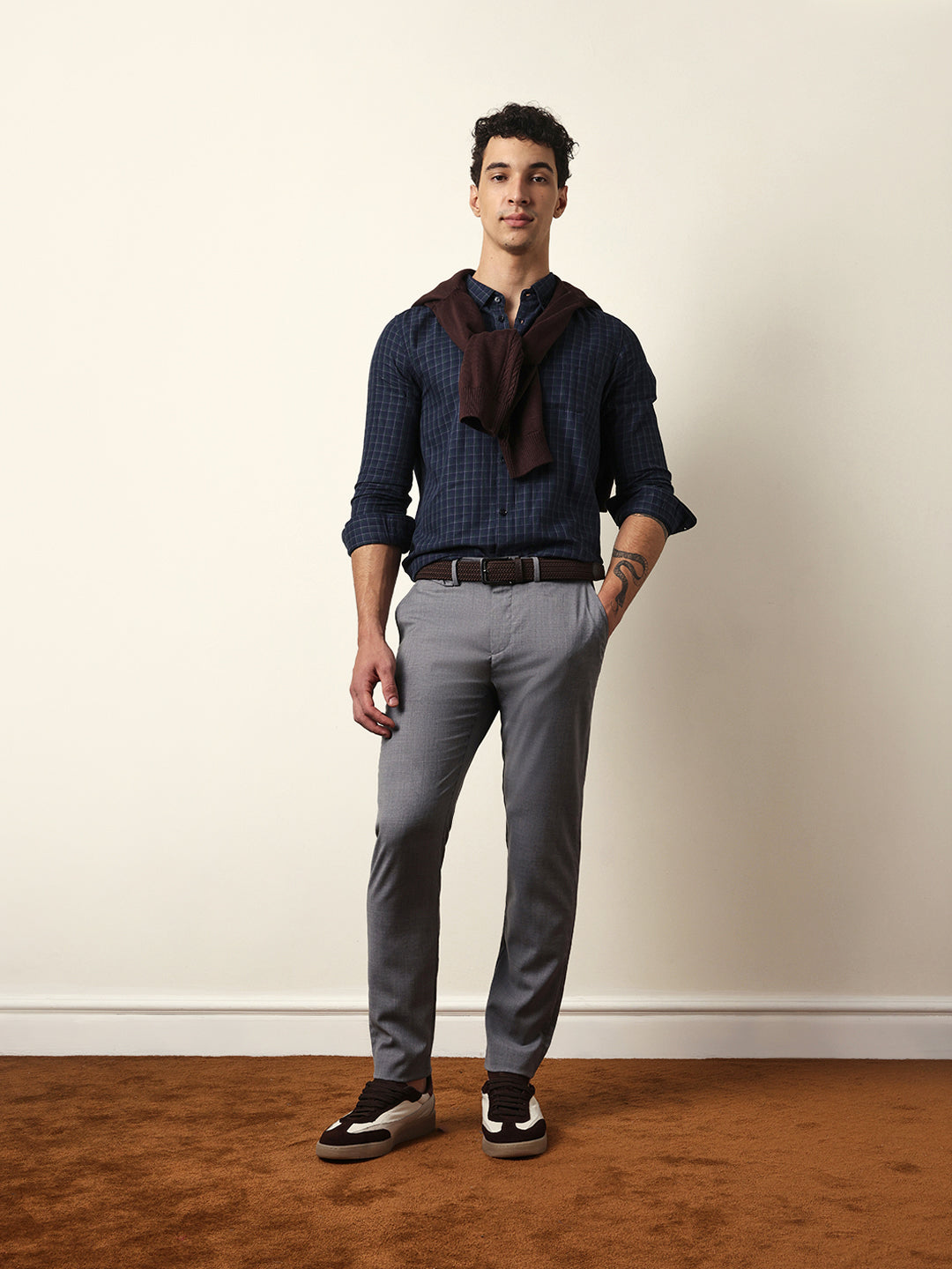 Blue Woven Micro-Checked Slim Fit Casual Shirt