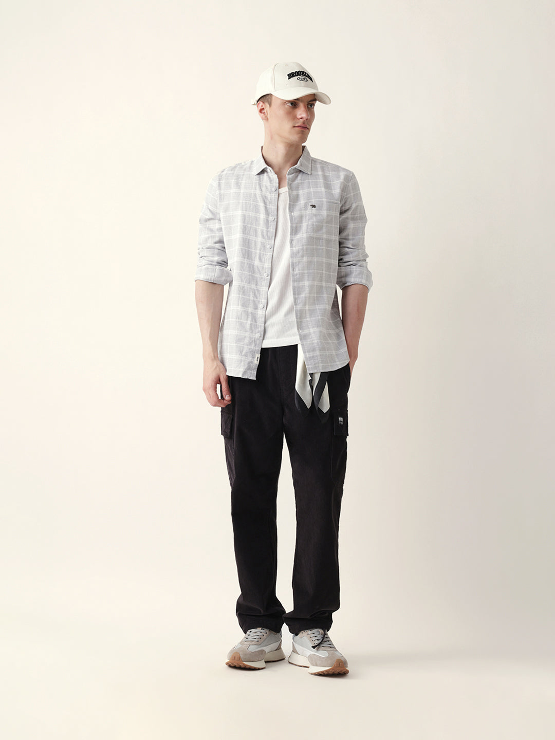 Grey Herringbone Checked Slim Fit Casual Shirt