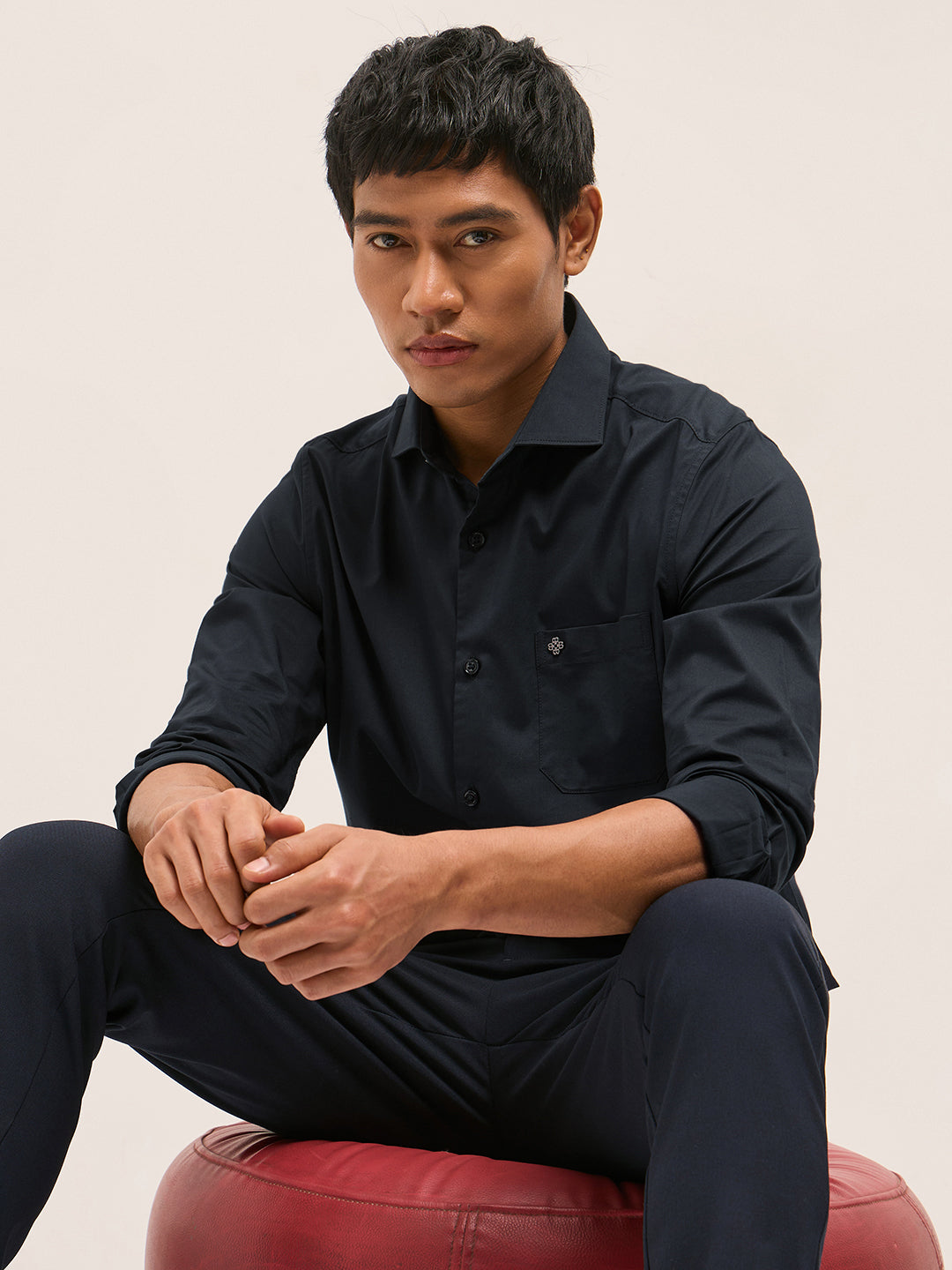 Navy Blue Solid Tailored Fit Formal Shirt