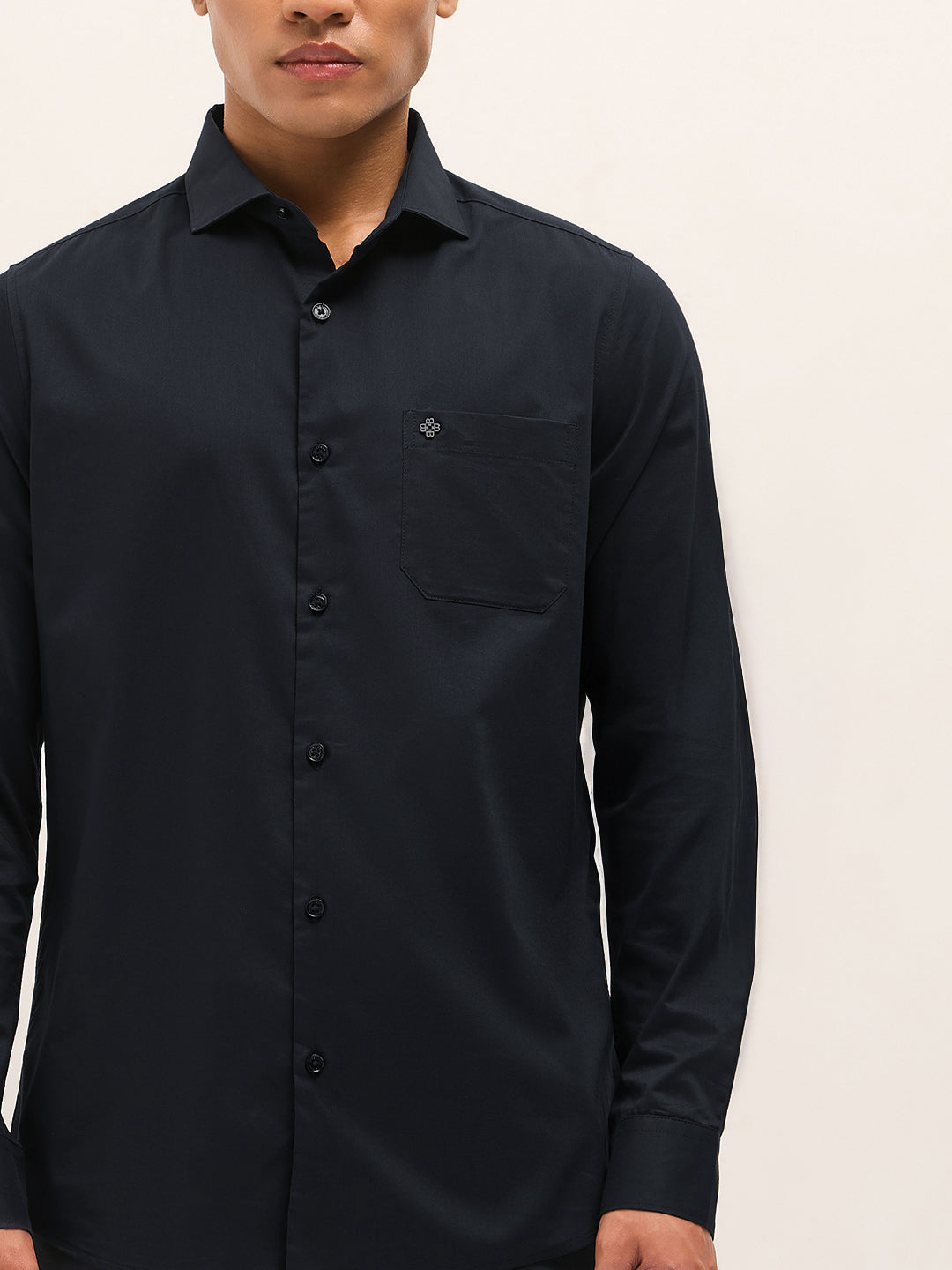 Navy Blue Solid Tailored Fit Formal Shirt