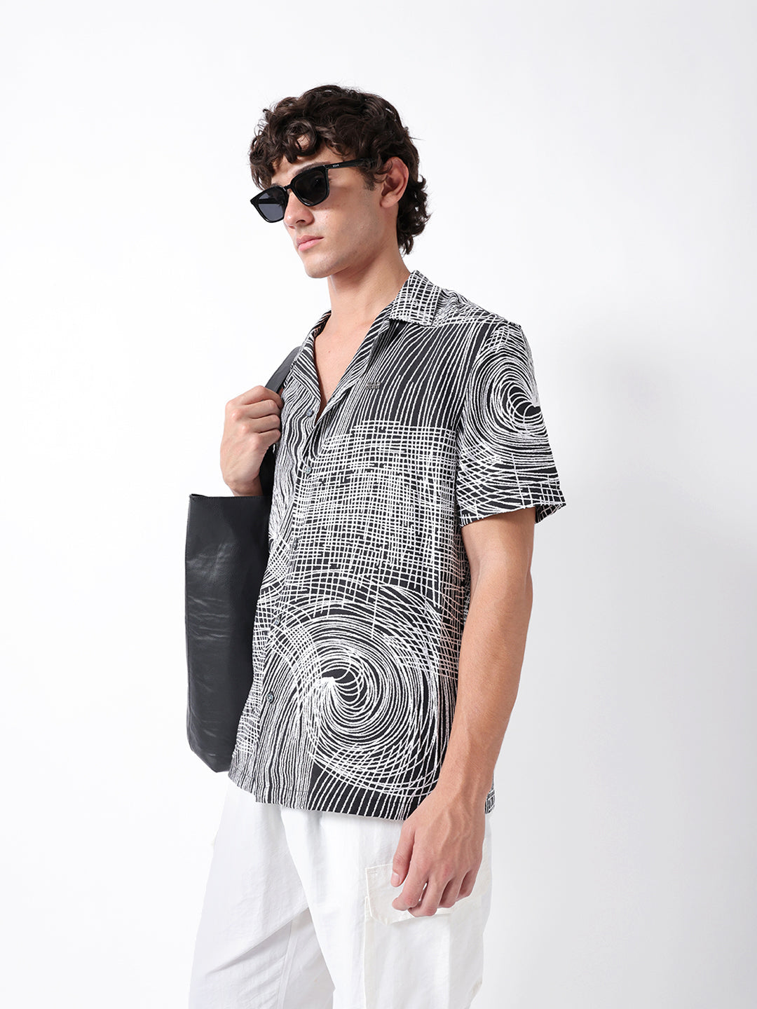 Black & White Abstract Line Print Relax Fit Casual Shirt