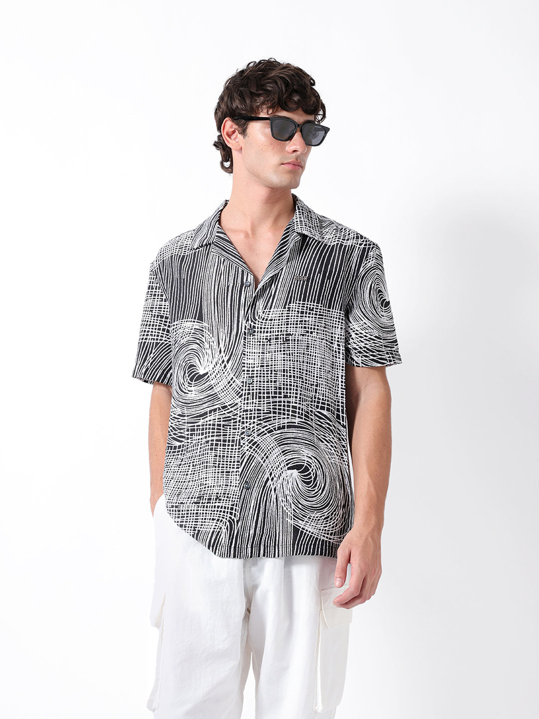 Black & White Abstract Line Print Relax Fit Casual Shirt