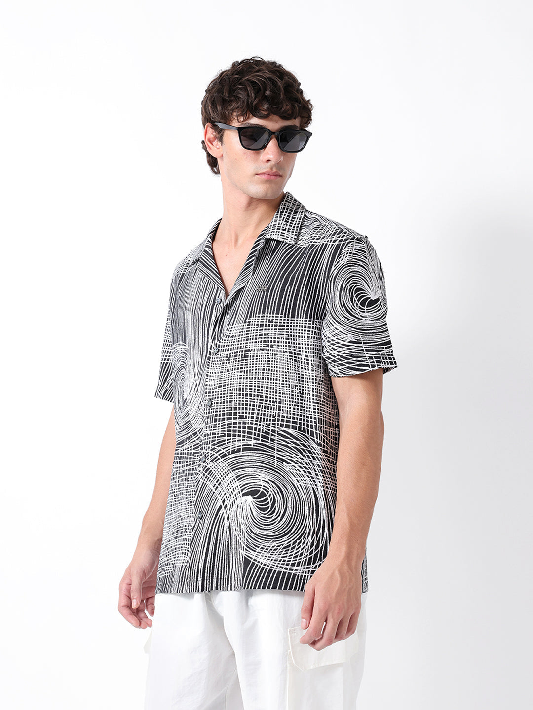 Black & White Abstract Line Print Relax Fit Casual Shirt
