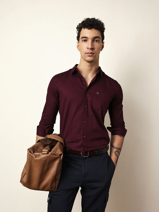 Maroon Solid Slim-Fit Casual Shirt with Button-Down Collar