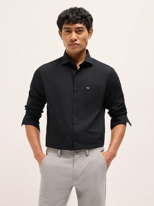 Black Solid Tailored Fit Formal Shirt