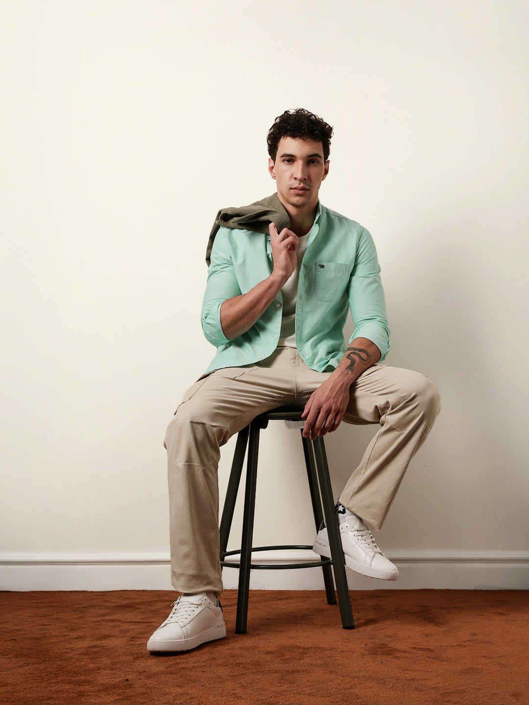 Green Solid Cotton Slim Fit Casual Shirt