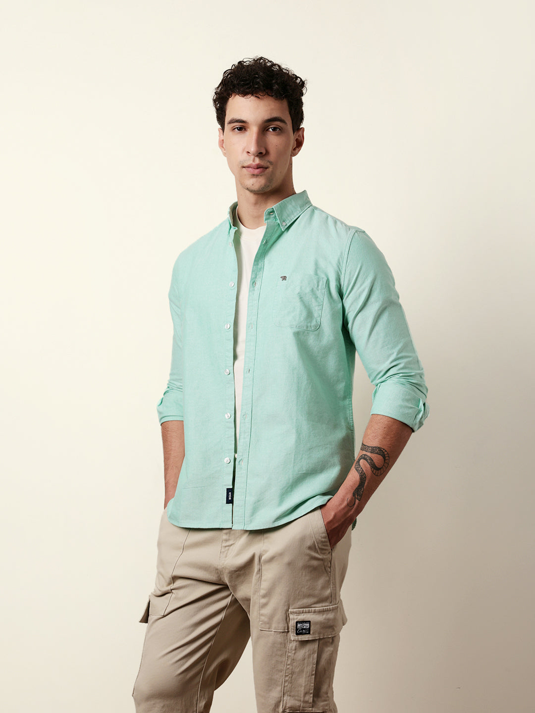 Green Solid Cotton Slim Fit Casual Shirt