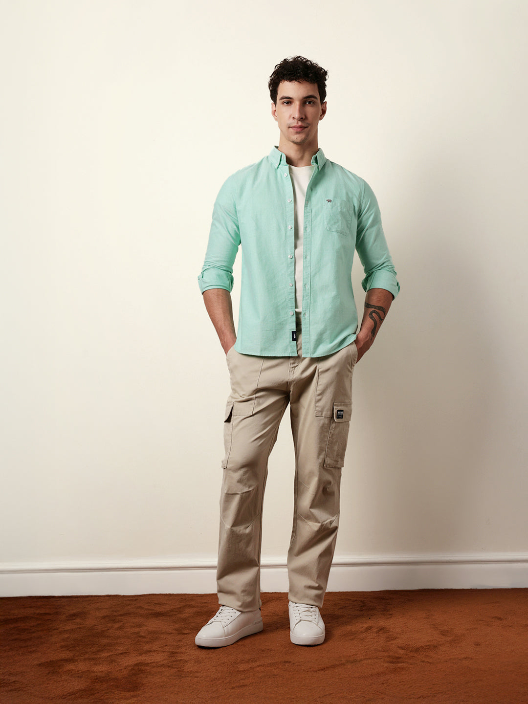 Green Solid Cotton Slim Fit Casual Shirt