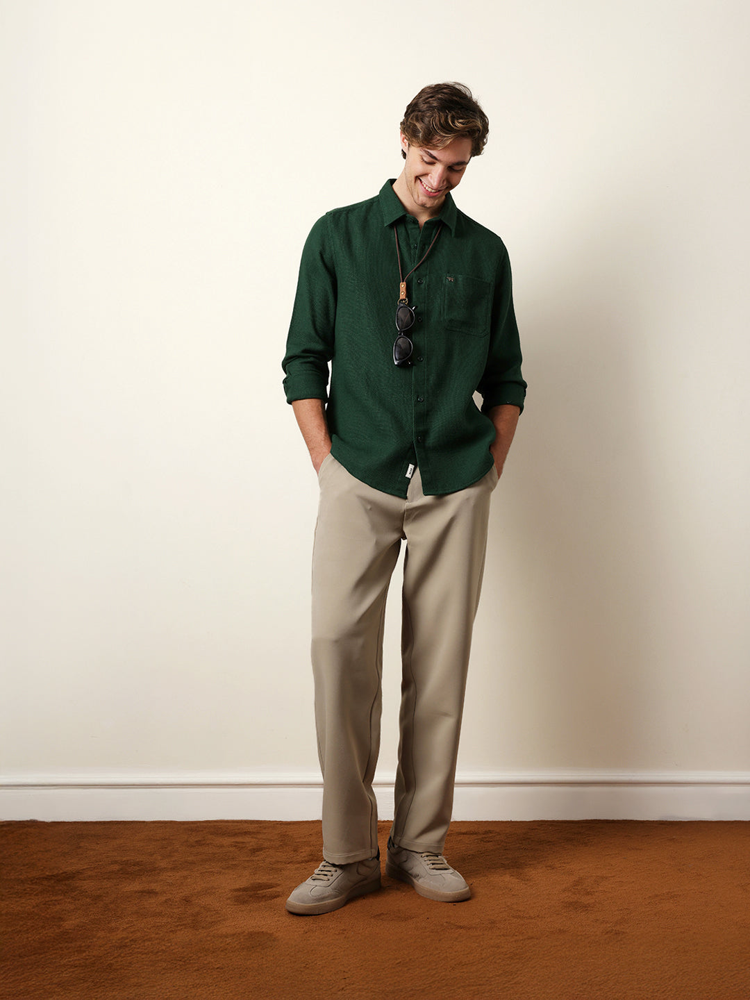 Green Woven Textured Regular Fit Casual Shirt