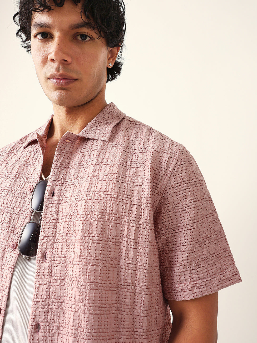 Light Pink Textured Geometric Relaxed Fit Casual Half Sleeve Shirt
